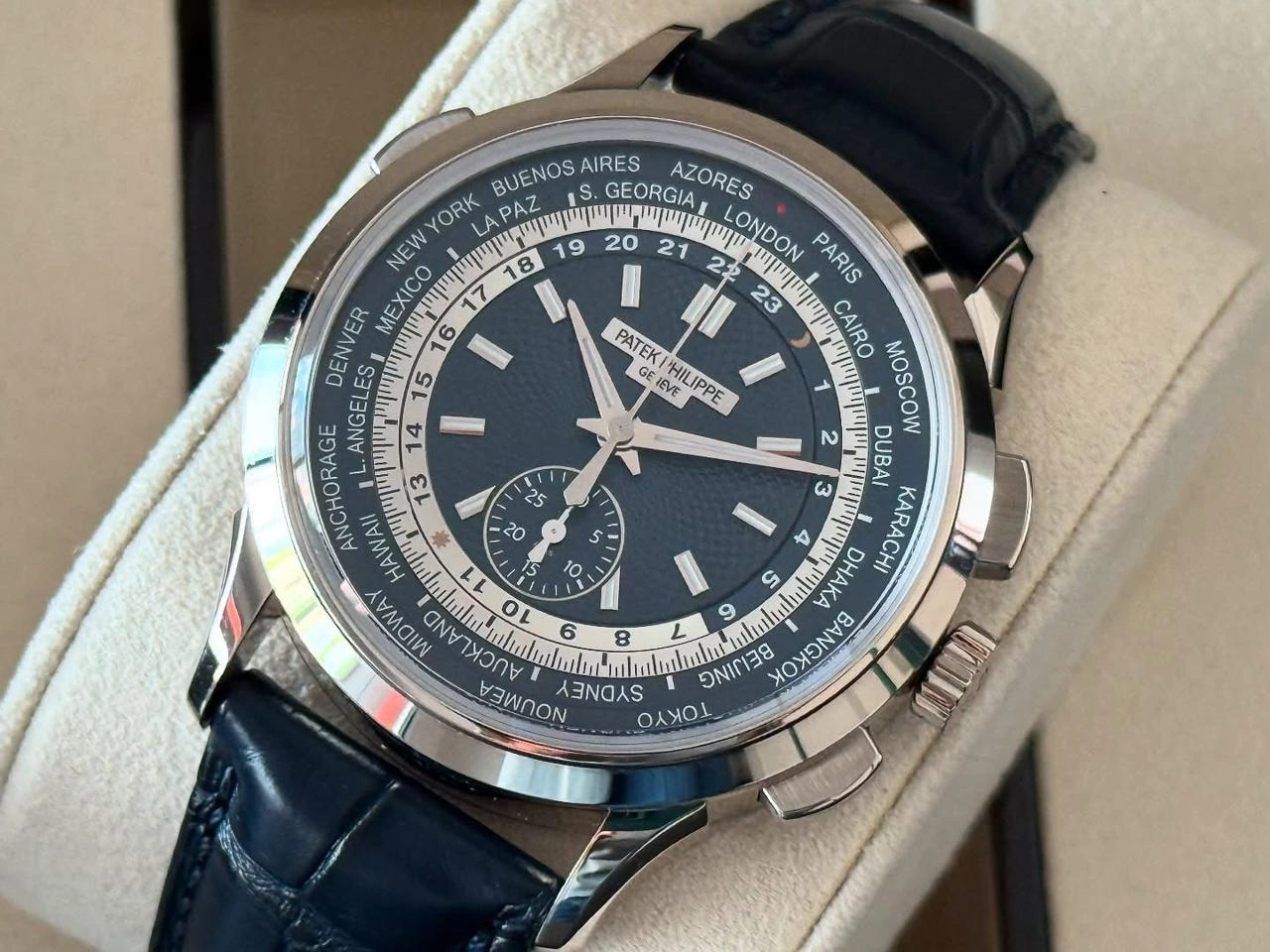 نشتري الساعات المستعملة