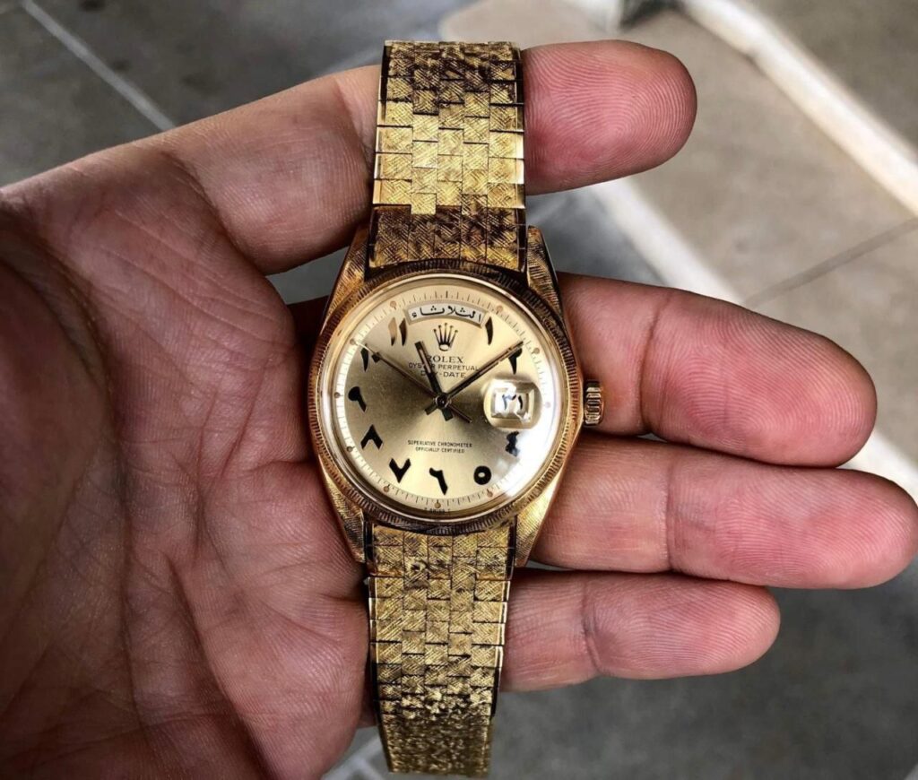 بيع وشراء الساعات الأصلية المستعملة