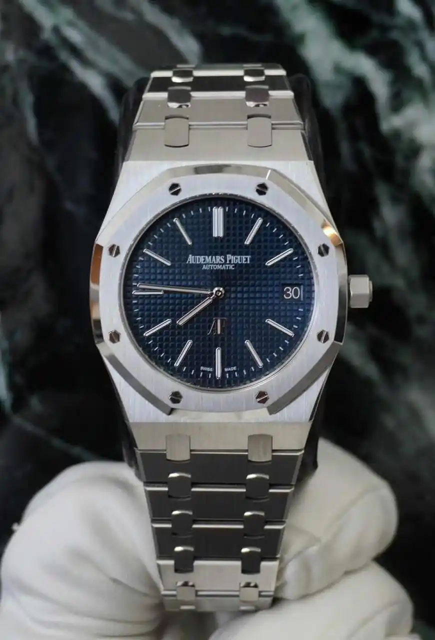 محلات شراء ساعات مستعملة في الكويت