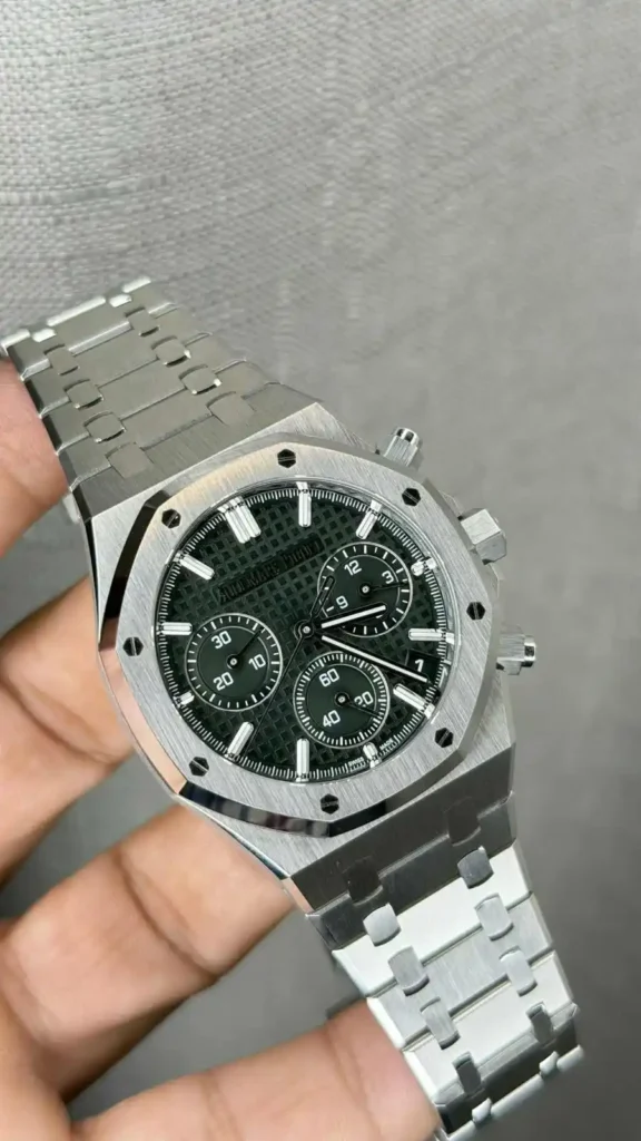 محلات شراء ساعات مستعملة في الكويت